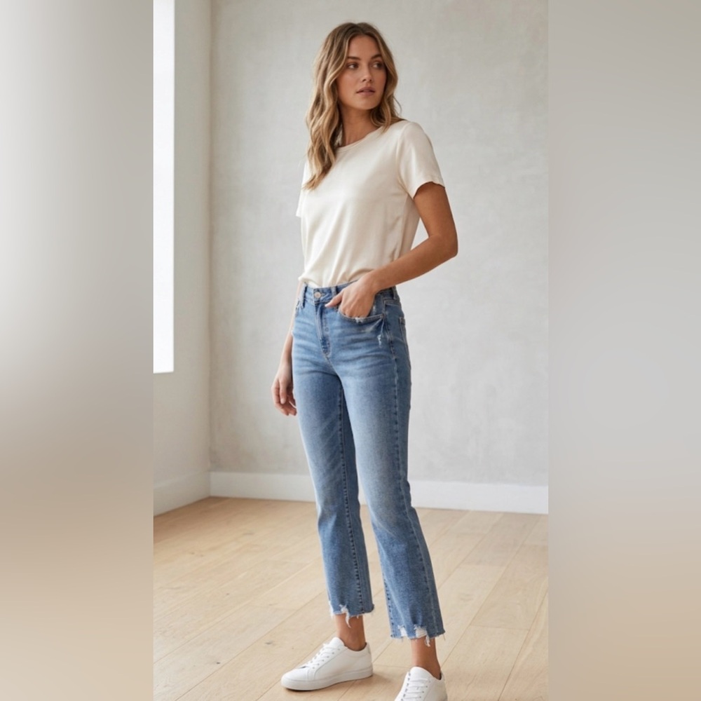 Judy Blue Light Blue Straight Leg High-Rise Jeans